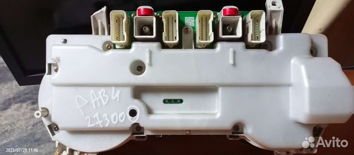 Панель приборов Toyota rav4