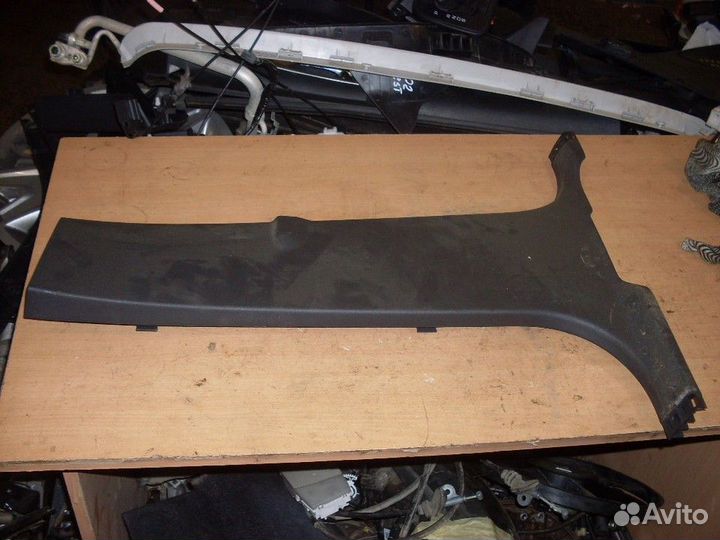 Обшивка стойки центральная нижняя левая