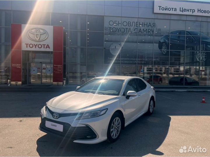 Toyota Camry, 2023
