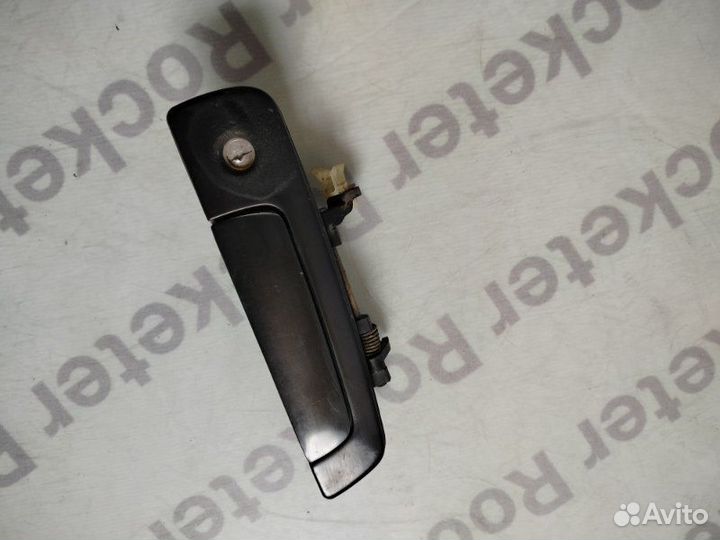 Ручка внешняя передняя правая Mitsubishi Mirage 4G
