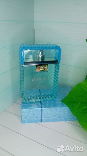 Мужской парфюм Versace man EAU Fraiche