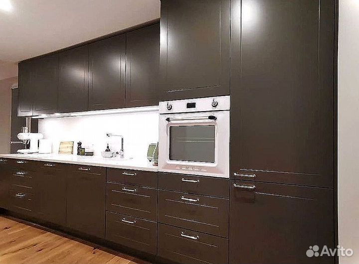 Кухня в потолок