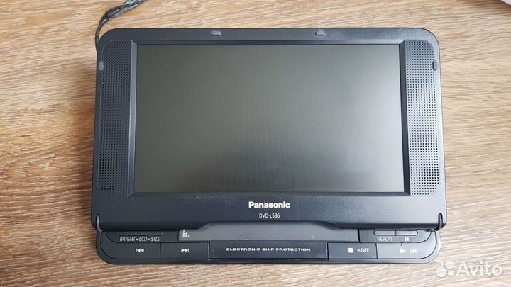 Портативный DVD плеер Panasonic LS-86