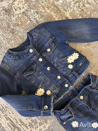 Костюм джинсвый на девочку