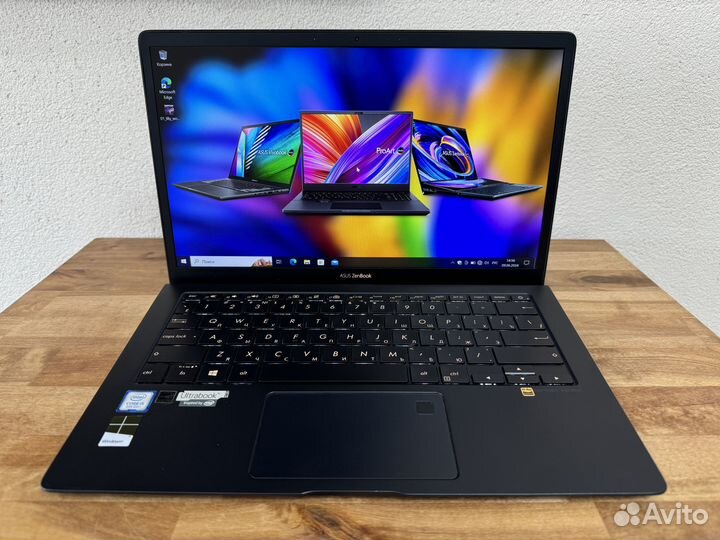 Asus ZenBook 13 IPS Core i5-8250 8Gb SSD256 металл