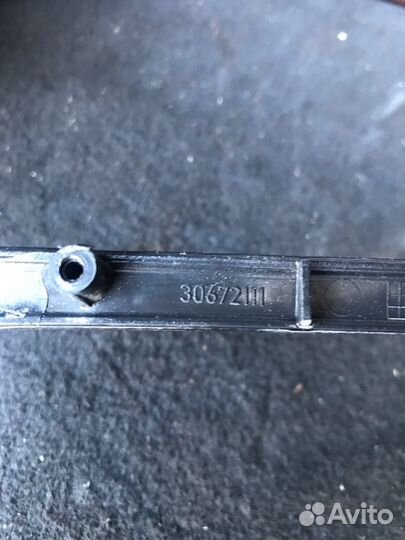 Декоративная панель Volvo S60