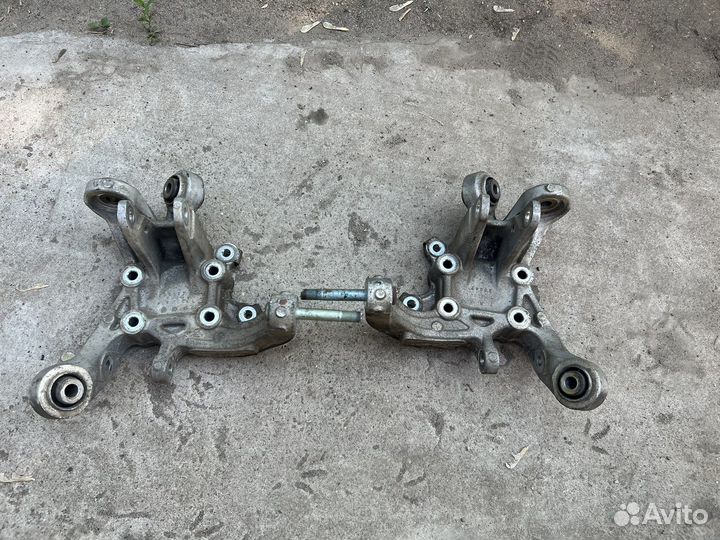 Honda accord 7 задний кулак