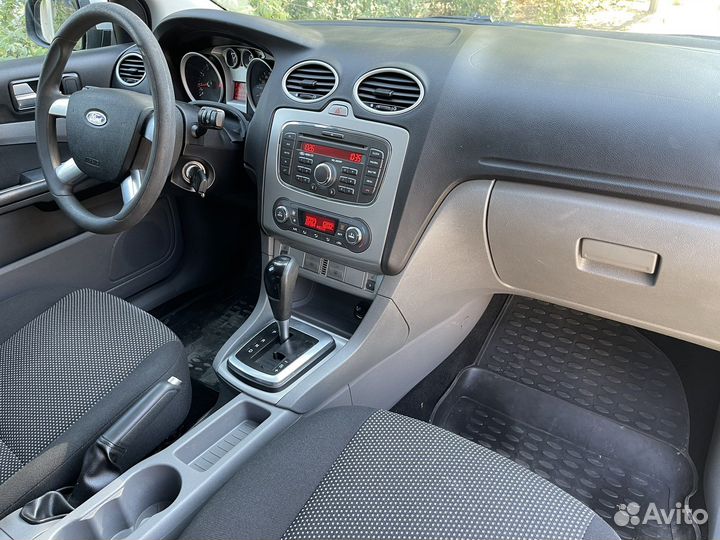 Ford Focus 2.0 AT, 2010, 153 117 км