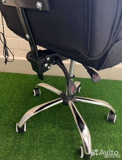 Компьютерное офисное кресло с массажем (новые)