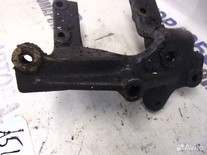 Кронштейн кпп для Toyota Corsa 4 1990-1994г