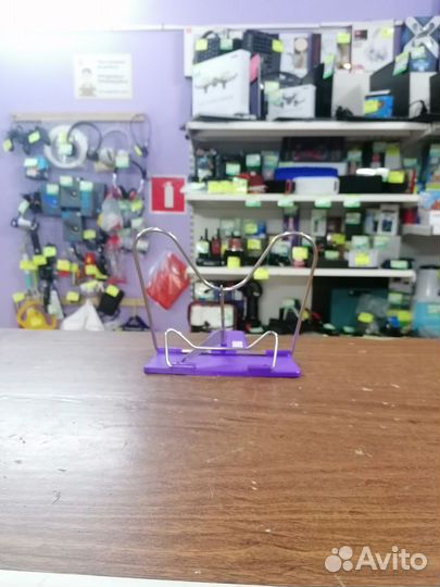 Подставка для книг