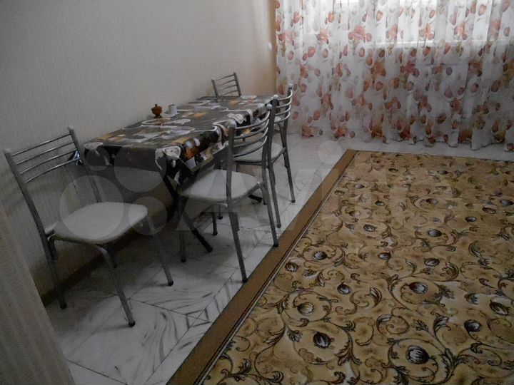 1-к. квартира, 53 м², 3/9 эт.