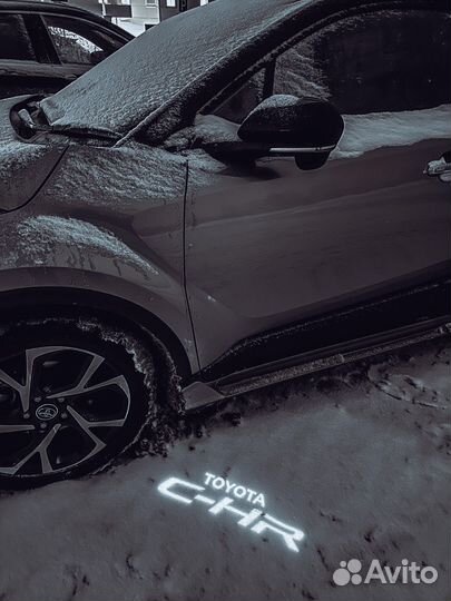 Toyota C-HR 1.2 CVT, 2018, 104 954 км