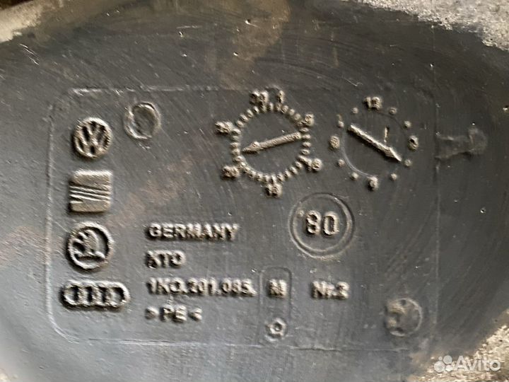 Топливный бак 1K0201085