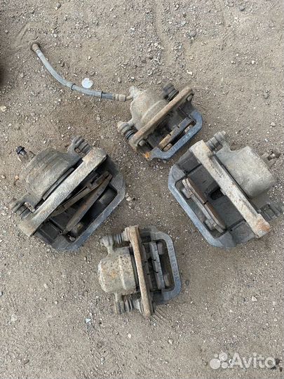 Nissan Murano Z50 суппорт тормозной передний