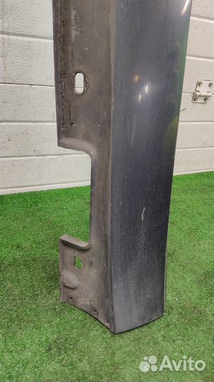 Накладка порога левого наружная Mercedes Benz E-c