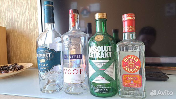 Бутылки из под виски, текилы, коньяка