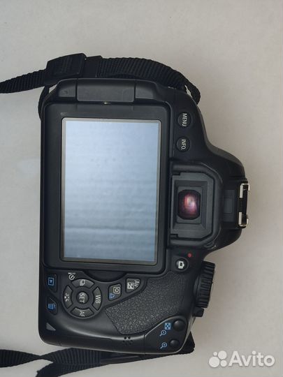 Canon 650d пробег всего 14т.к сенсорный поворотный