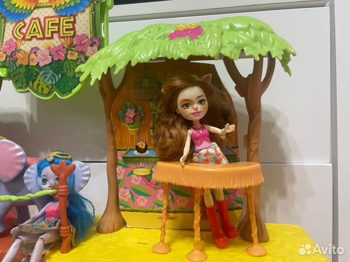 Домик с куклами enchantimals для детей