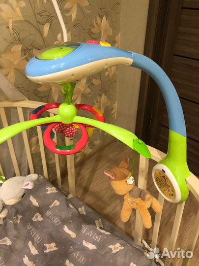 Продаю музыкальный мобиль с проектором