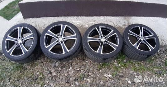 Yokohama Advan Sport V103S 275/40 R20