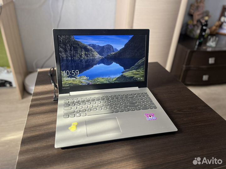 Ноутбук Lenovo ideapad 320-15IKB