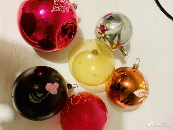 Стеклянные елочные шары из 60х