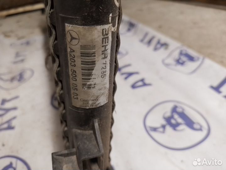 Радиатор Mercedes Benz W203