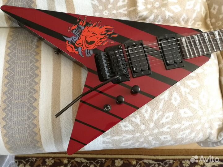 Электрогитара Washburn RR-10