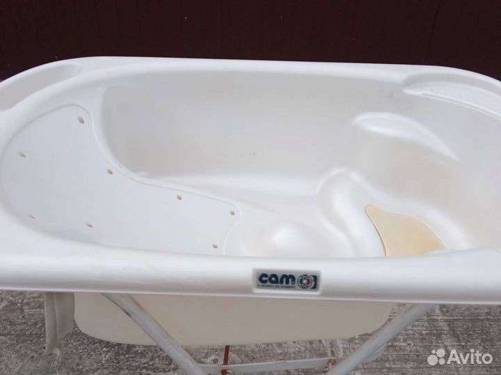 Ванночка для купания с подставкой Cam