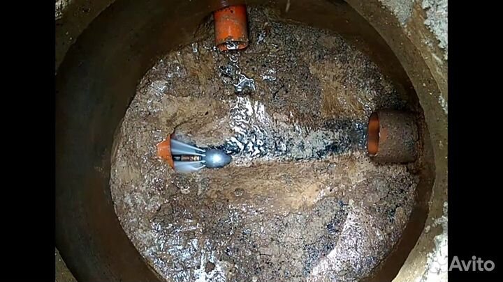 Прочистка канализационной трубы