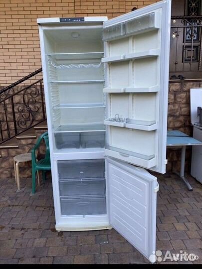 Холодильник Атлант двухкамерный