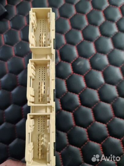 Блок сиденья правый Mercedes W213