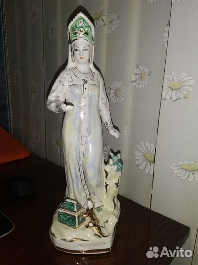 Статуэтка Хозяйка медной горы Дулево