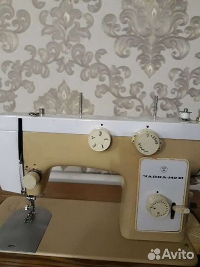 Швейная машина Чайка 2