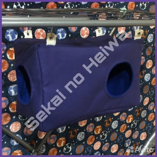 Гамаки, домики, выгульные коврики для животных