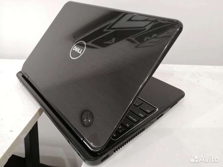 Мощный ноутбук Dell/i3/GT525M/SSD