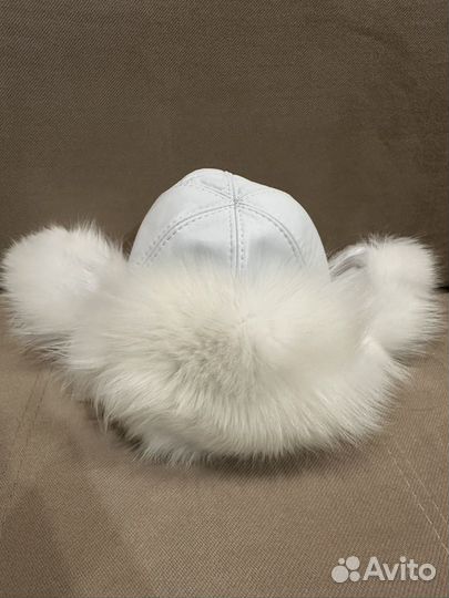 Шапка ушанка из песца и кожи