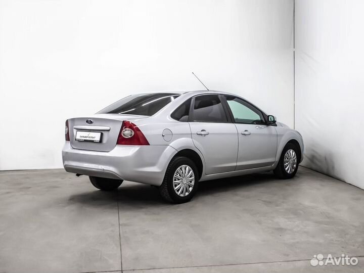 Ford Focus 1.6 МТ, 2010, 207 339 км