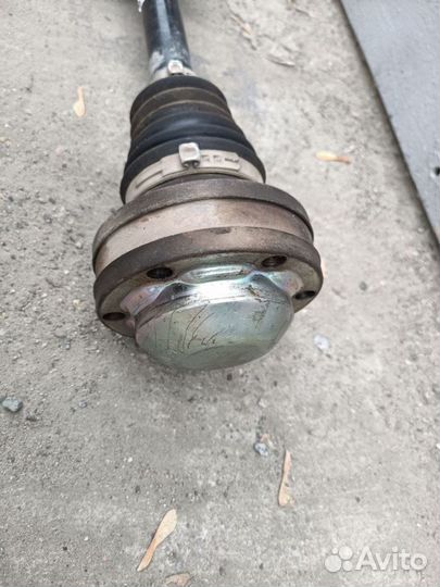 Привод передний левый 1K0407271BJ Golf Octavia