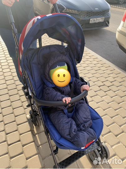 Прогулочная коляска трость