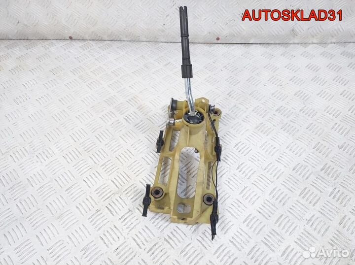 Кулиса МКПП Mitsubishi Colt Z3 MN178047