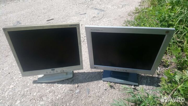 Монитор Samsung