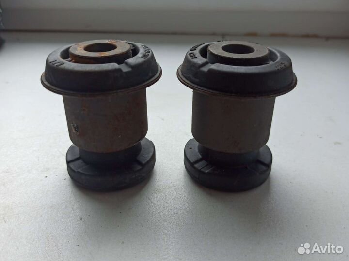 Сайлентблок B32H-34-350S mazda