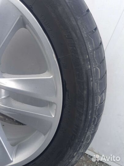 Accelera 651 215/70 R17