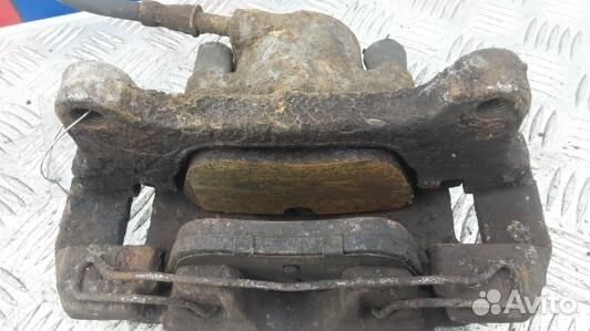 Суппорт тормозной передний правый audi A5 1 (1BS11