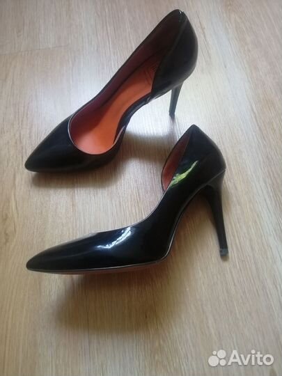Туфли женские 36 размер на каблуке