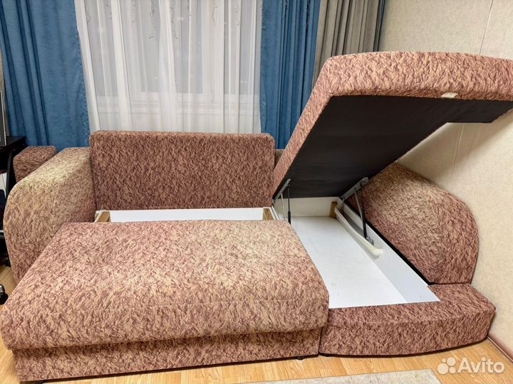 Большой угловой диван бу