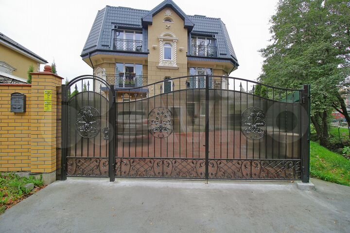 2-к. квартира, 60 м², 3/3 эт.