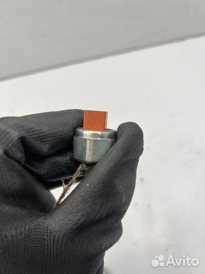 Датчик давления масла АКПП Nissan Note E11 HR15DE